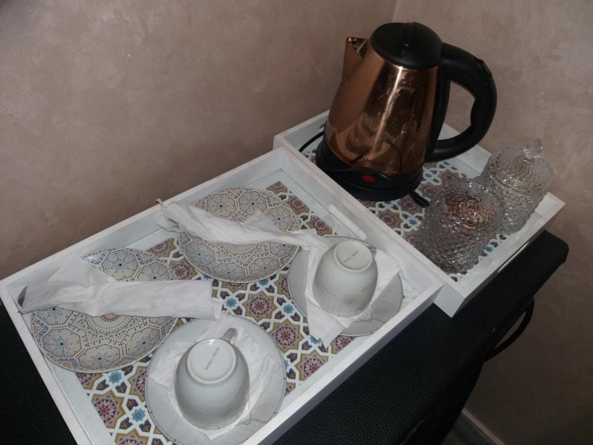 Hotel Lahlou Riad Cafeteria Oujda Eksteriør bilde